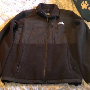 Women’s North Face Denali GUC!